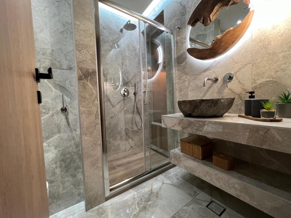 Supreme Secret Suite Alexandroupoli Esterno foto